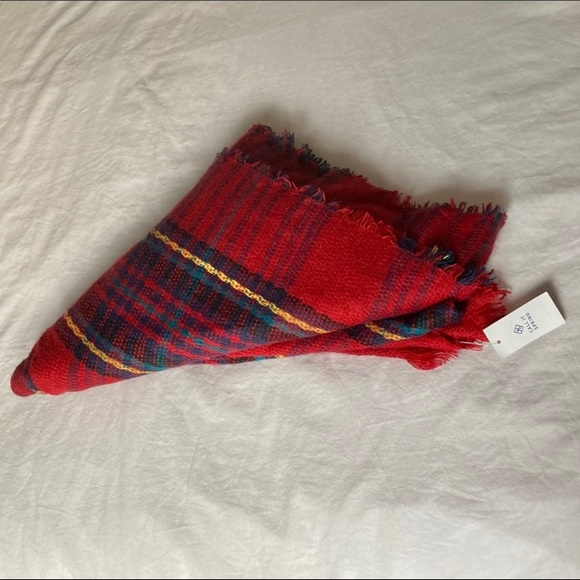 💥SOLD💥⭐️3 for 25:⚡️CALL IT SPRING⚡️Scarf - Picture 2 of 3